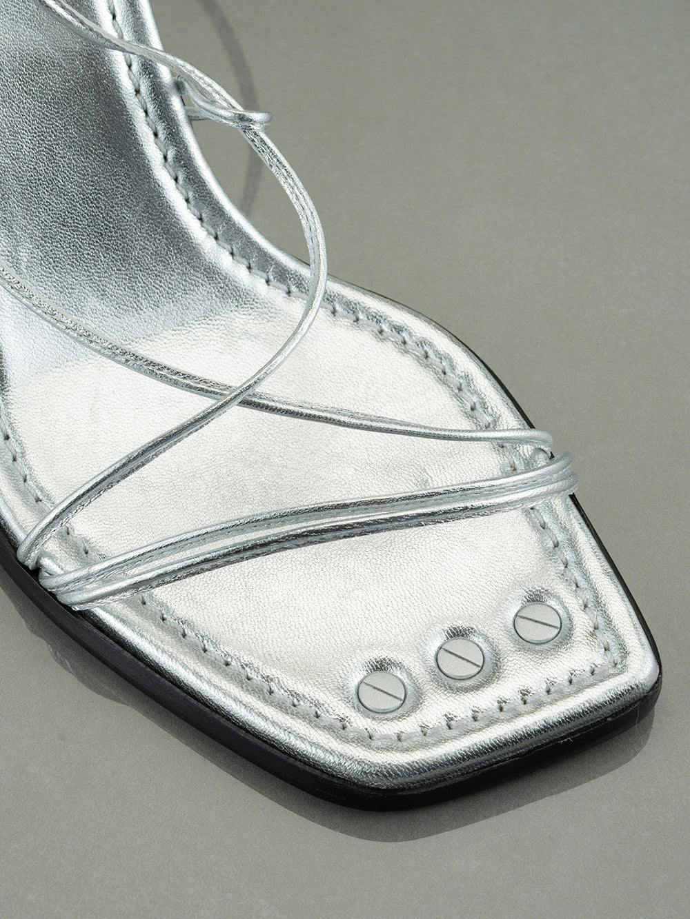 shoes detail view alt:size alt:fit1